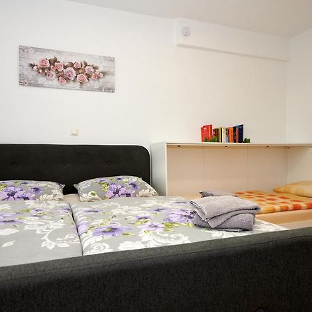 Hueblers-Schlafquartier Otel Fürstenwalde Dış mekan fotoğraf