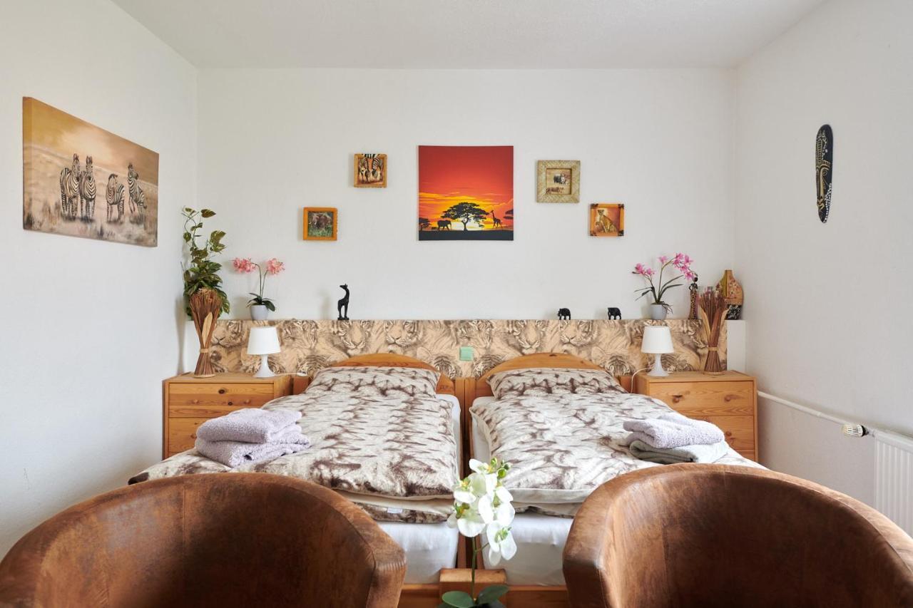 Hueblers-Schlafquartier Otel Fürstenwalde Dış mekan fotoğraf