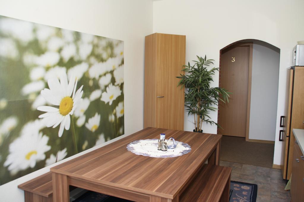 Hueblers-Schlafquartier Otel Fürstenwalde Dış mekan fotoğraf