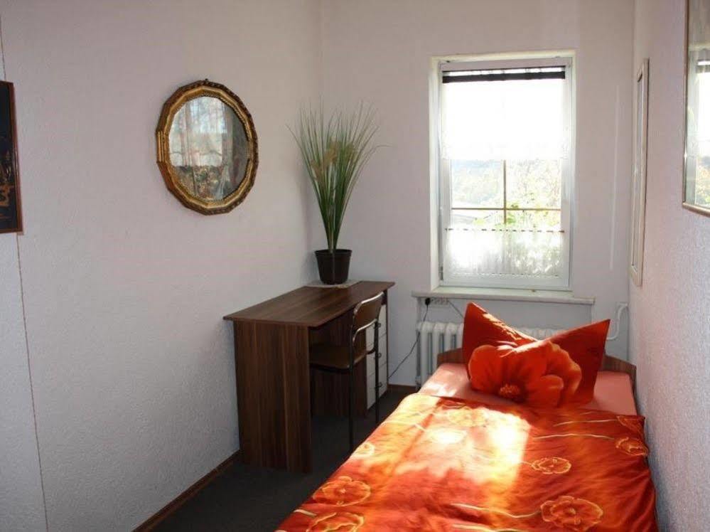 Hueblers-Schlafquartier Otel Fürstenwalde Dış mekan fotoğraf
